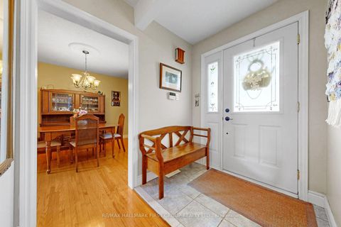 Photo 4 at 869 Vicki Drive, West Shore, Pickering