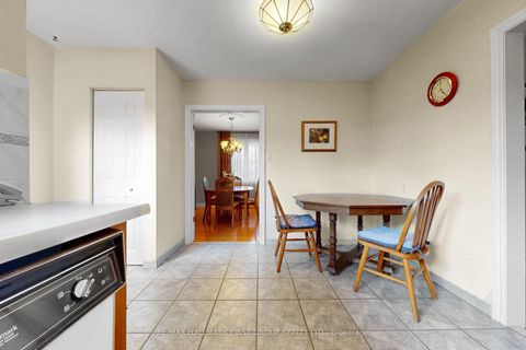 Photo 17 at 869 Vicki Drive, West Shore, Pickering