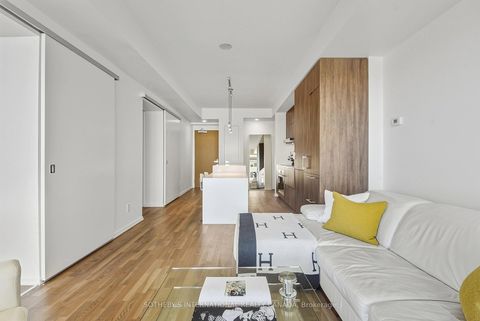 Photo 2 at 2712 - 1 Bloor Street E, Yonge Corridor, Toronto