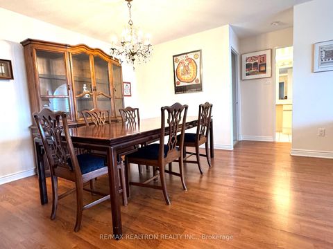 Photo 5 at 502 - 7 Townsgate Drive, Yorkhill, Vaughan