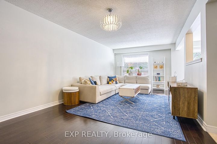 Photo 7 at 2 - 25 Ivybridge Drive, Lakeshore, Hamilton