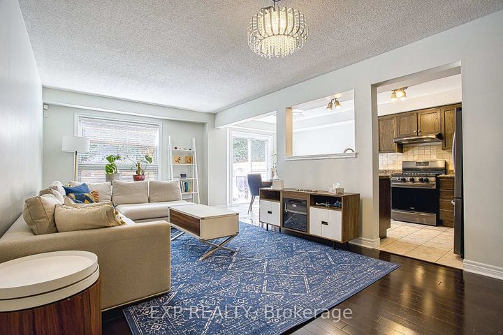Photo 9 at 2 - 25 Ivybridge Drive, Lakeshore, Hamilton