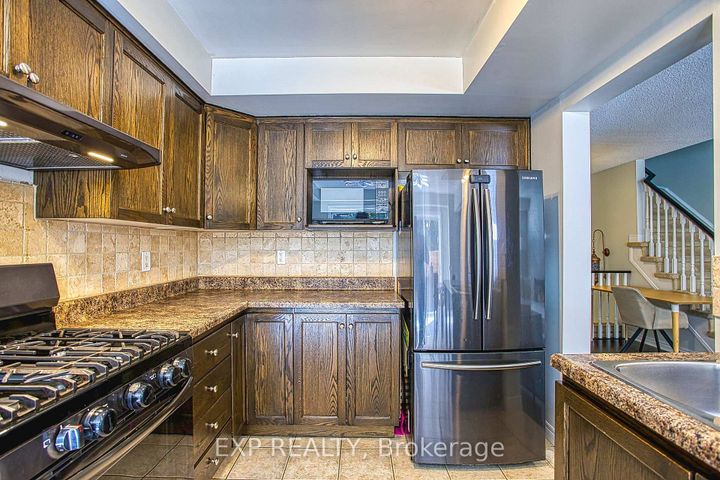 Photo 13 at 2 - 25 Ivybridge Drive, Lakeshore, Hamilton