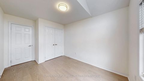 Photo 38 at 75 Lauderdale Drive, Patterson, Vaughan