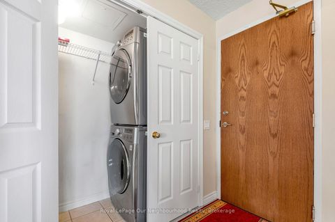 Photo 13 at 813 - 1720 Eglinton Avenue E, Victoria Village, Toronto