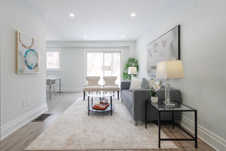 Photo 8 at 41 - 1532 Lancaster Drive, FA Falgarwood, Oakville