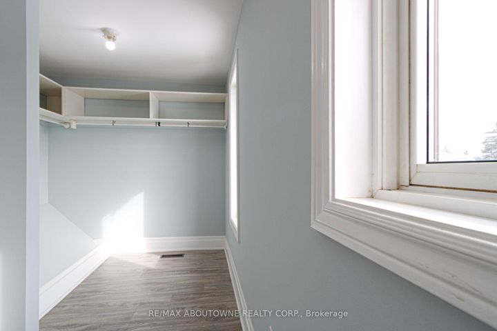 Photo 20 at 41 - 1532 Lancaster Drive, FA Falgarwood, Oakville