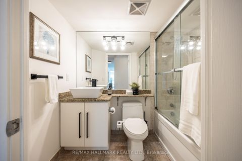 Photo 14 at 1120 - 231 Fort York Boulevard, Niagara, Toronto