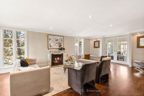 Photo 6 at 27 Strathgowan Crescent, Lawrence Park South, Toronto