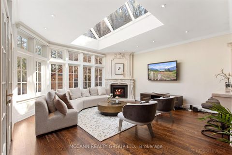 Photo 17 at 27 Strathgowan Crescent, Lawrence Park South, Toronto