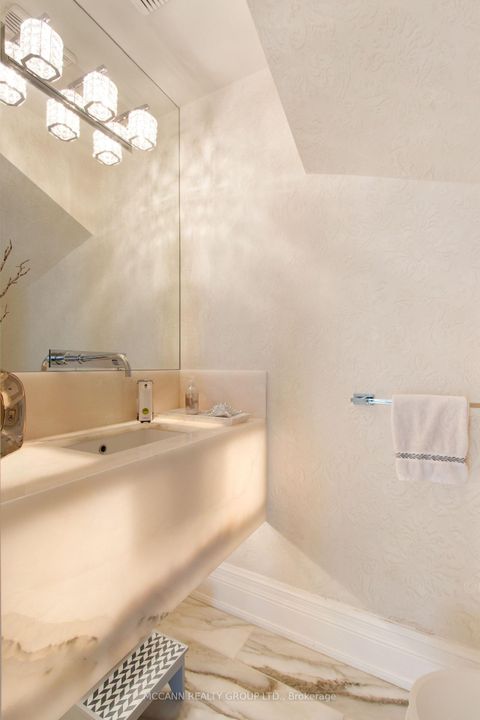 Photo 21 at 27 Strathgowan Crescent, Lawrence Park South, Toronto