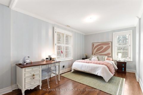 Photo 25 at 27 Strathgowan Crescent, Lawrence Park South, Toronto