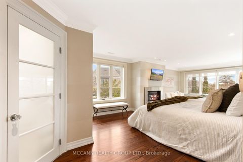 Photo 26 at 27 Strathgowan Crescent, Lawrence Park South, Toronto