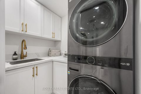 Photo 16 at 103 Manning Avenue, Bellwoods, Toronto