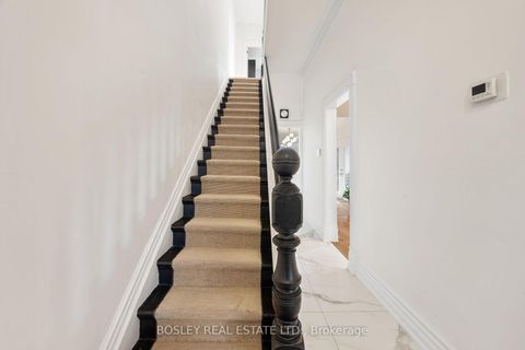 Photo 17 at 103 Manning Avenue, Bellwoods, Toronto