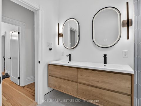 Photo 25 at 103 Manning Avenue, Bellwoods, Toronto