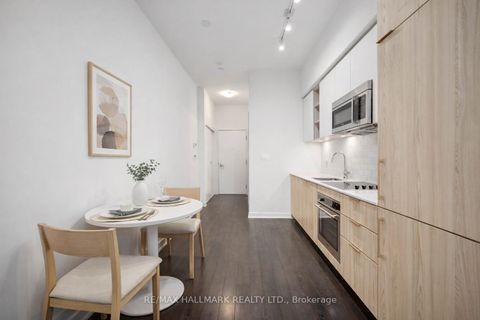 Photo 1 at 3203 - 50 Ordnance Street, Niagara, Toronto