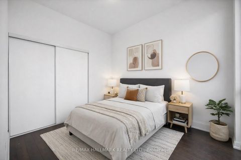 Photo 3 at 3203 - 50 Ordnance Street, Niagara, Toronto