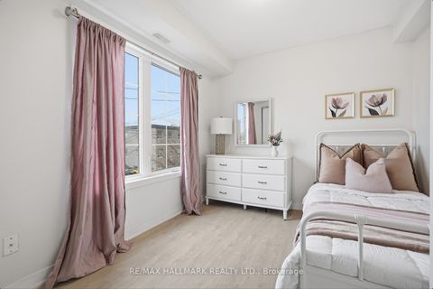 Photo 18 at 2 - 9 Forbes Avenue, Eglinton West, Toronto