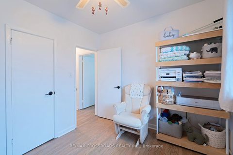 Photo 14 at 32 Kim Court, Kennedy Park, Toronto