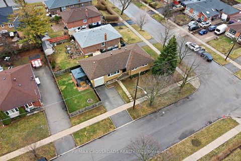 Photo 31 at 32 Kim Court, Kennedy Park, Toronto