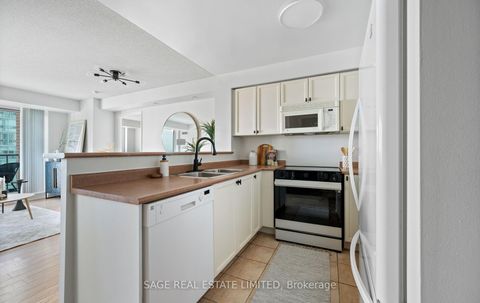 Photo 10 at 1008 - 15 Michael Power Place, City Centre West, Toronto