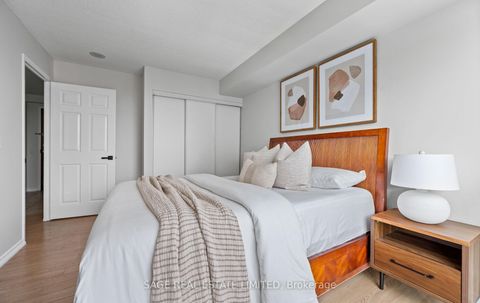 Photo 13 at 1008 - 15 Michael Power Place, City Centre West, Toronto