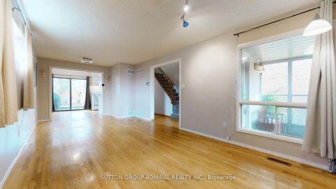 Photo 2 at 93 Patrice Crescent, Yorkhill, Vaughan