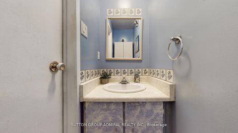 Photo 10 at 93 Patrice Crescent, Yorkhill, Vaughan