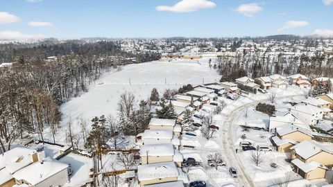 Photo 30 at 56 Shakespeare Crescent, Letitia Heights, Barrie