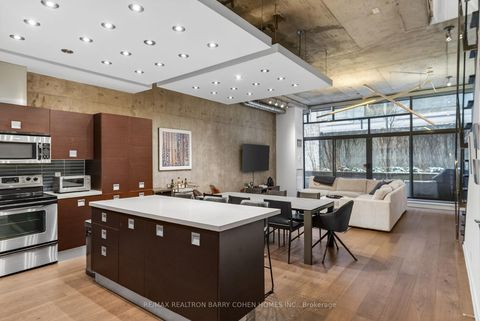 Photo 1 at Th4 - 10 Morrison Street, Waterfront Communities C1, Toronto