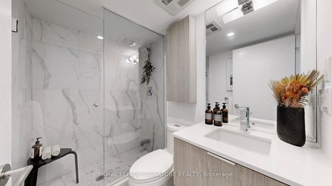 Photo 10 at 81 Shuter Street, Moss Park, Toronto