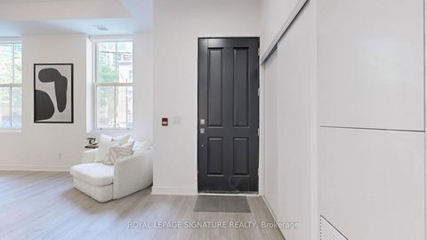 Photo 11 at 81 Shuter Street, Moss Park, Toronto