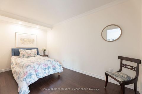 Photo 14 at 513 - 35 Church Street, Yonge Corridor, Toronto