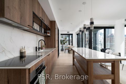 Photo 13 at 505 - 505 Richmond Street W, Waterfront Communities C1, Toronto