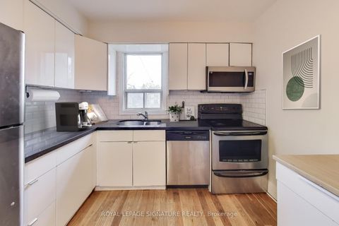 Photo 13 at 9 Havelock Street, Dufferin Grove, Toronto