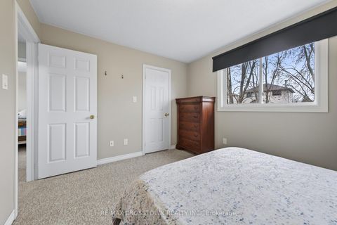 Photo 17 at 99 Bishop Drive, Ardagh, Barrie