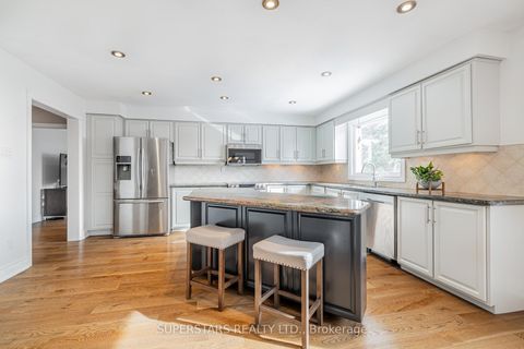 Photo 10 at 852 Norwick Road, Wyndham, Newmarket