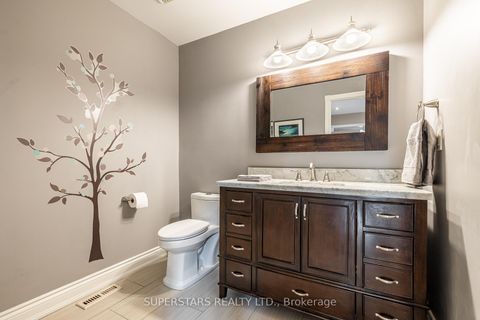 Photo 14 at 852 Norwick Road, Wyndham, Newmarket