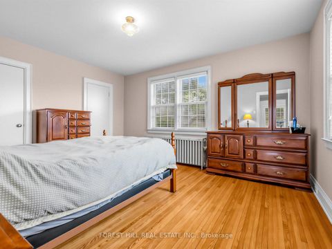 Photo 11 at 28 Castle Knock Road, Lawrence Park South, Toronto