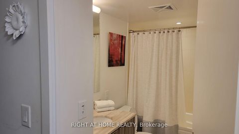 Photo 17 at 2404 - 955 Bay Street, Bay Street Corridor, Toronto