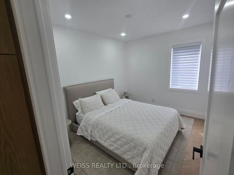 Photo 21 at 199 Glengarry Avenue, Lawrence Park North, Toronto