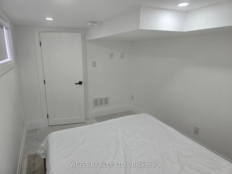 Photo 24 at 199 Glengarry Avenue, Lawrence Park North, Toronto