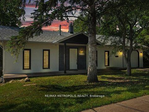 Photo 2 at 1000 Elgin Street, Leslie Valley, Newmarket