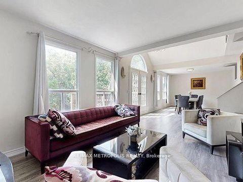 Photo 7 at 1000 Elgin Street, Leslie Valley, Newmarket