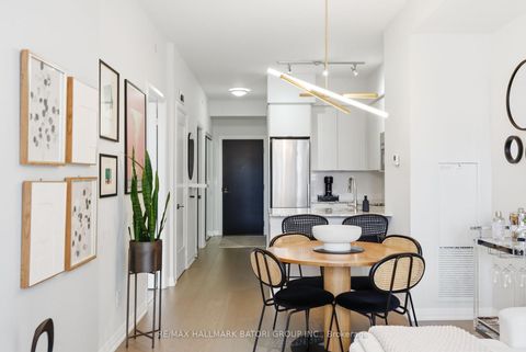 Photo 13 at 217 - 101 Erskine Avenue, Mount Pleasant West, Toronto