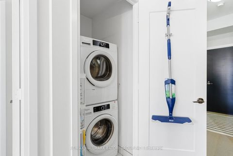 Photo 24 at 217 - 101 Erskine Avenue, Mount Pleasant West, Toronto