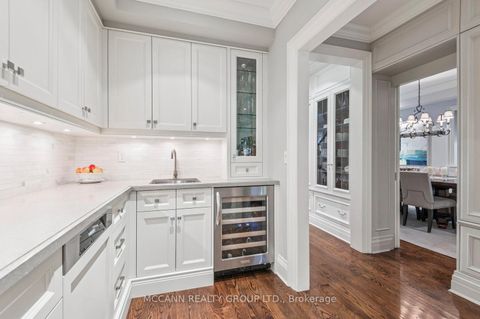 Photo 9 at 45 Lascelles Boulevard, Eglinton, Toronto