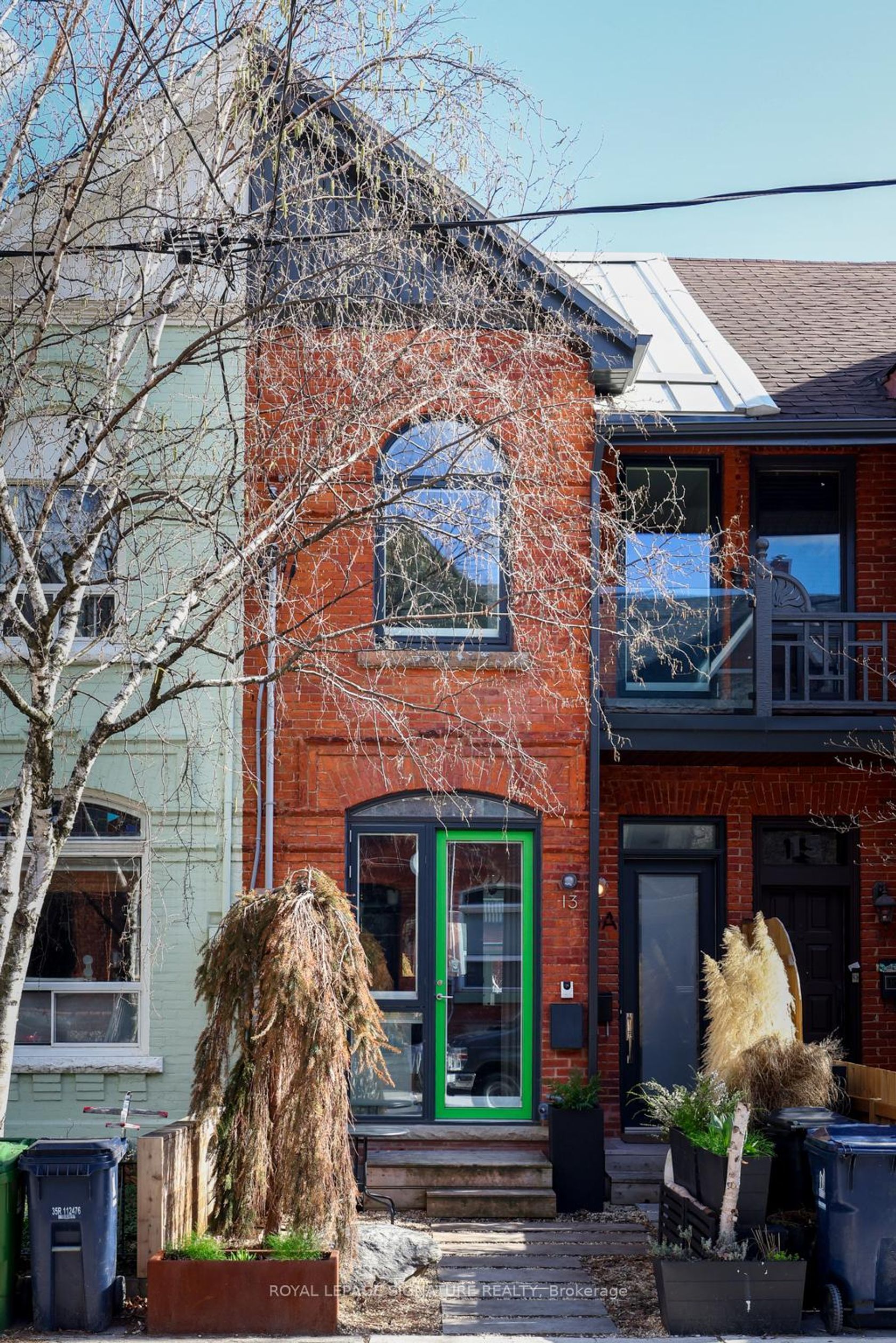 13 Collahie Street, Little Portugal, Toronto photo number 2