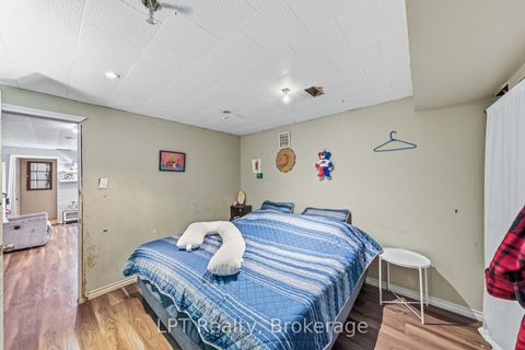 Photo 17 at 127 Kitchener Road, West Hill, Toronto